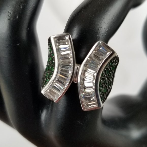 Sterling Baguette & Crystal Ring Sz 7 - Picture 3 of 15